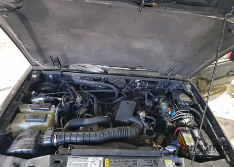 2002 Ford Ranger z USA, uszkodzony, nr VIN 1FTYR11U92TA64751